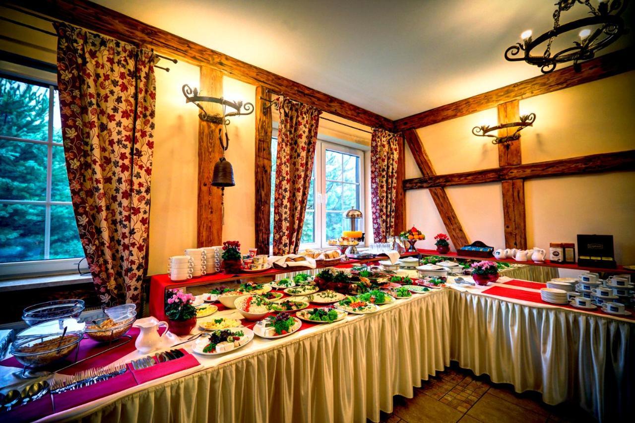 Hotel Osada Dankow Miłomłyn Exteriér fotografie