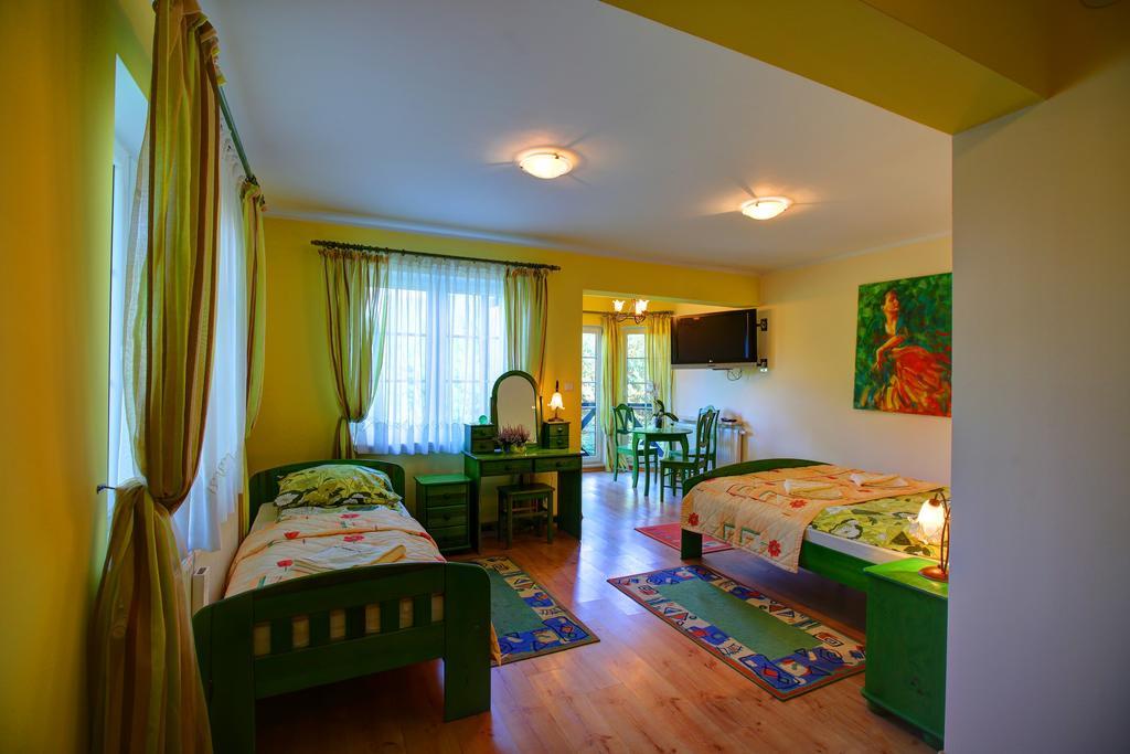 Hotel Osada Dankow Miłomłyn Exteriér fotografie