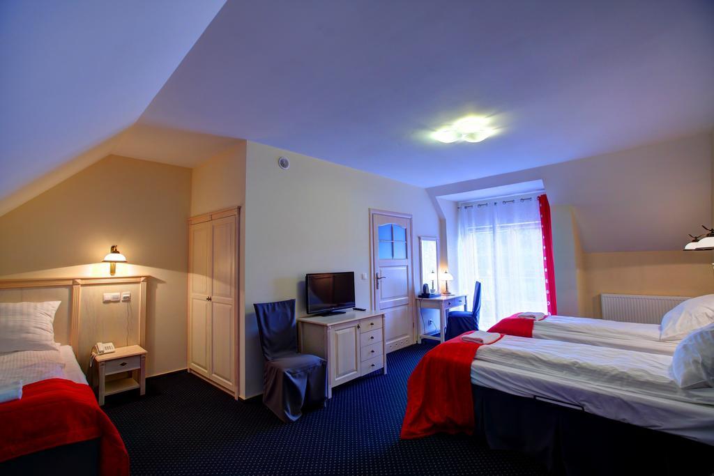 Hotel Osada Dankow Miłomłyn Exteriér fotografie